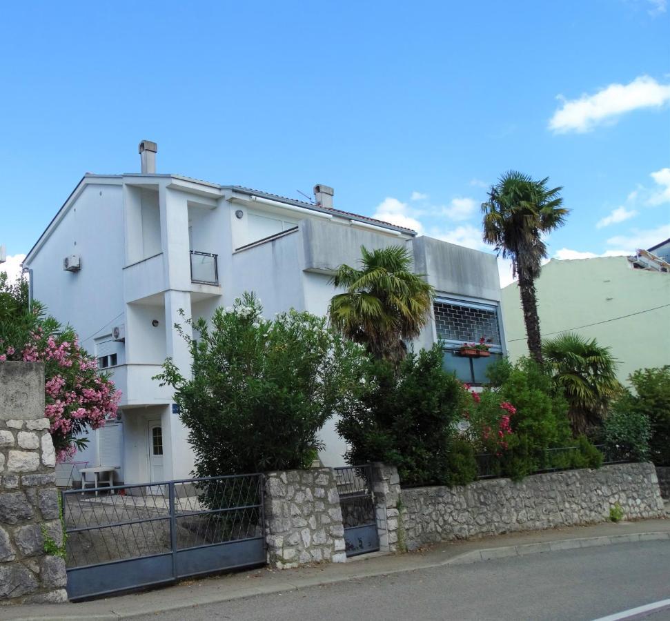 Apartman Crikvenica 30214 - Zulich Kültér fotó