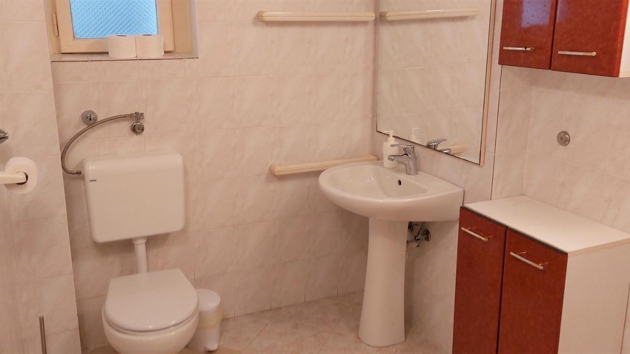 Apartman Crikvenica 30214 - Zulich Szoba fotó